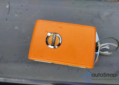 2022 Volvo Xc90 T5 Momentum 7 Passenger z USA, uszkodzony, nr VIN YV4102CK2N1834735